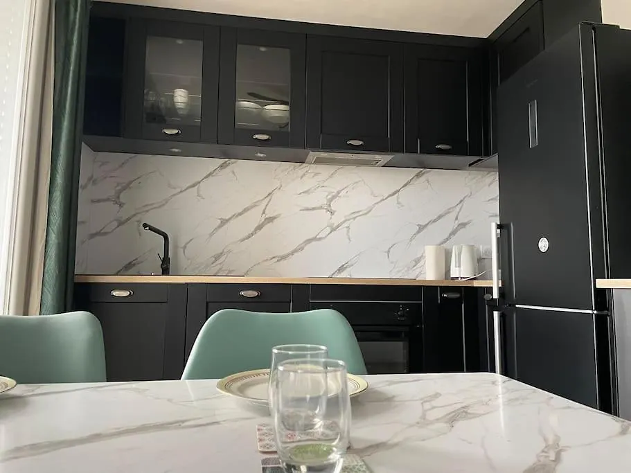 Apartment Havre De Paix En Appartement Valence  Frankreich