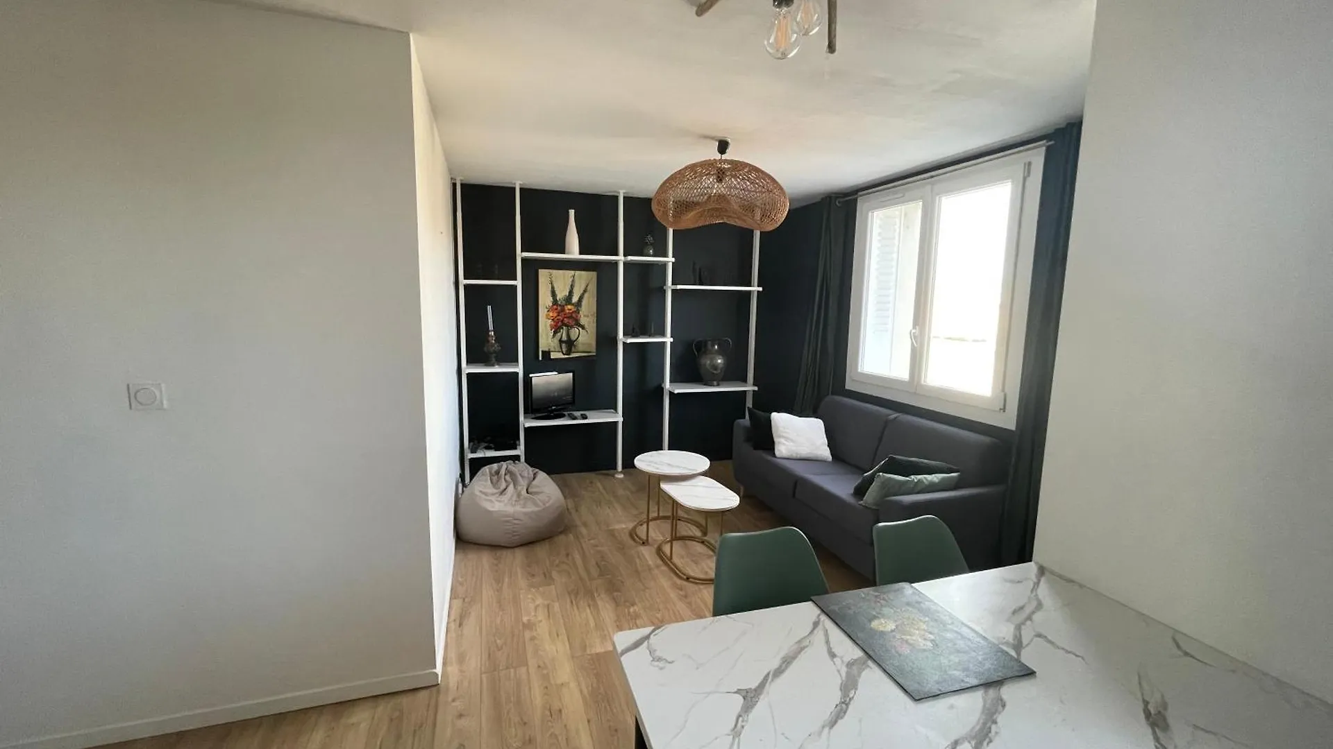 Havre De Paix En Appartement Valence  0*, Valence (Drome) Frankreich